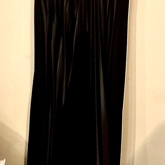 Long Formal Gown - Picture 5 of 5